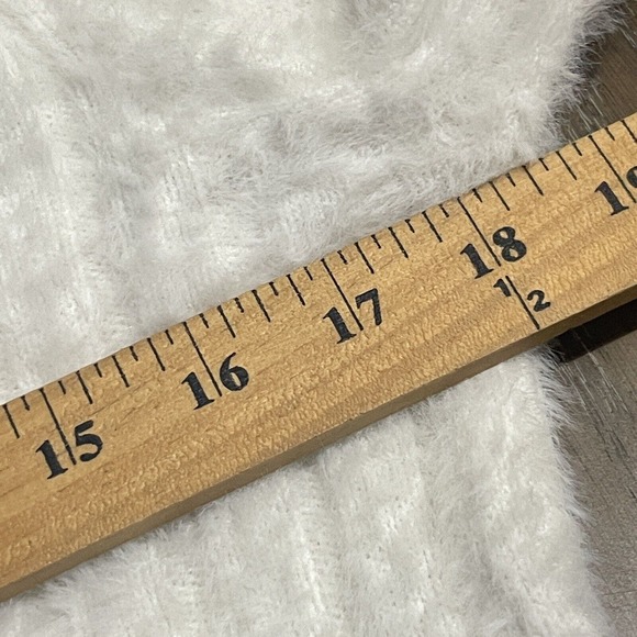 Hooked Up Eyelash Sweater Womens Small White Ribbed Long Sleeve Stretch Soft - Picture 8 of 10